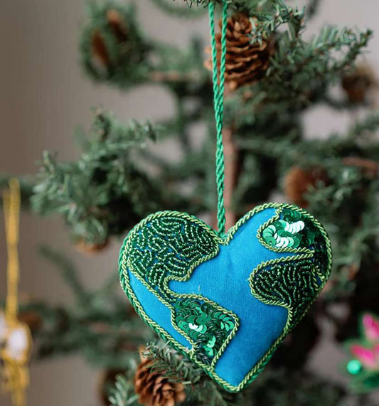 <small>Heart Earth Ornament</small>