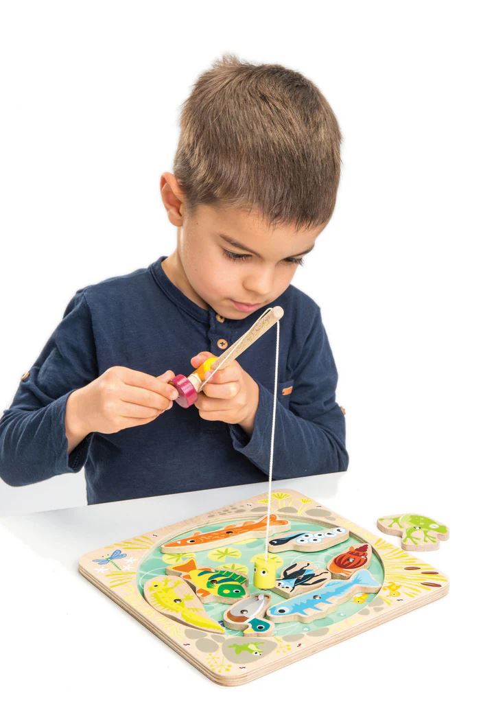 Pond Dipping Magnet Set