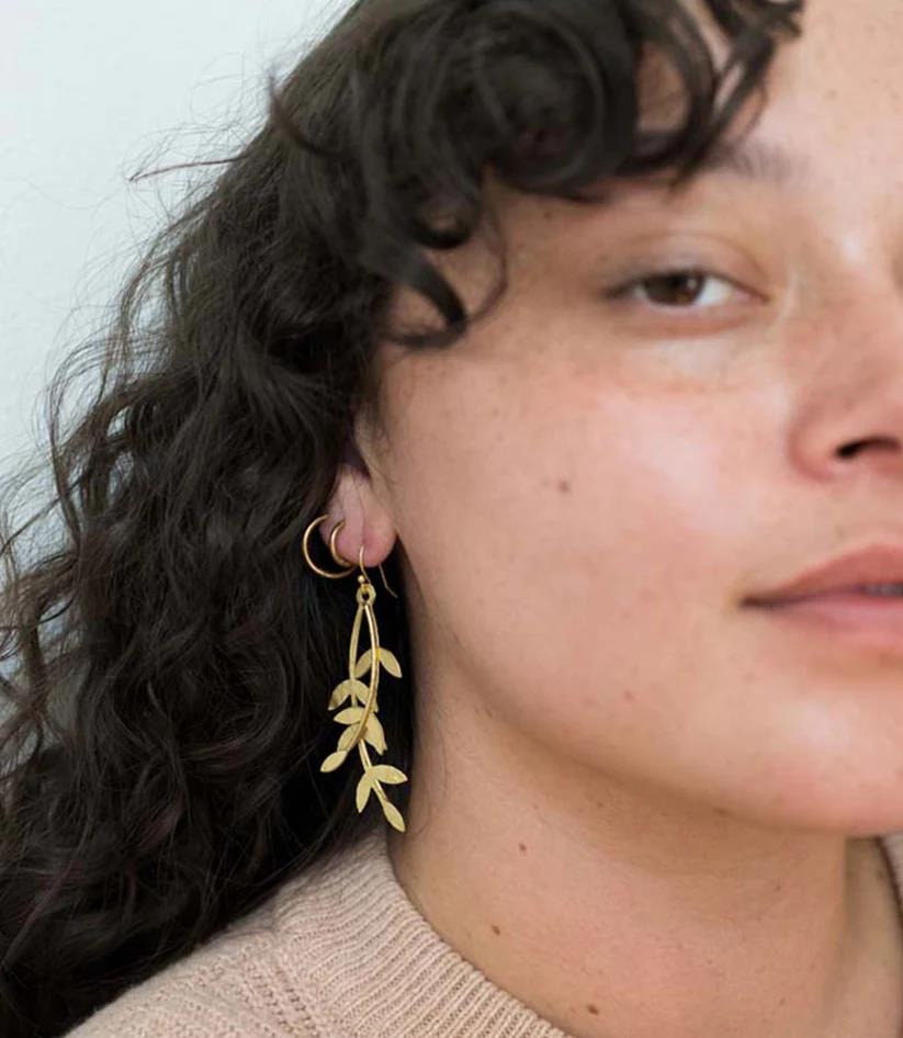 Linear Vine Dangle Earring